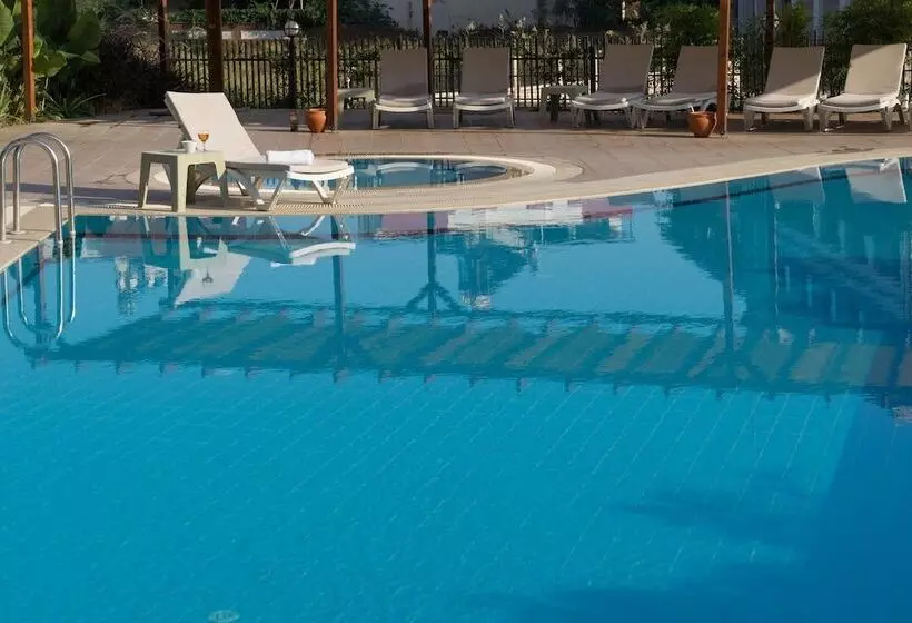 Mene Suites