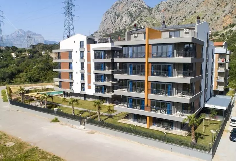 Mene Suites