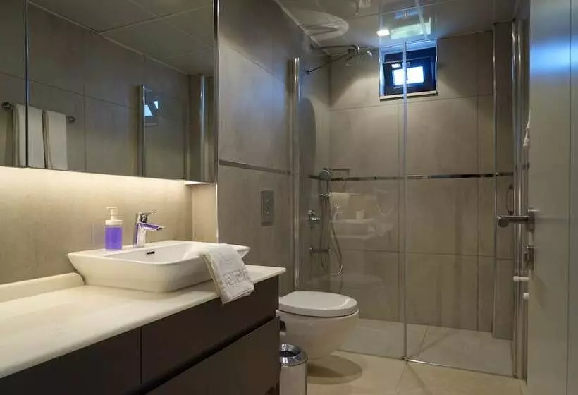 Mene Suites