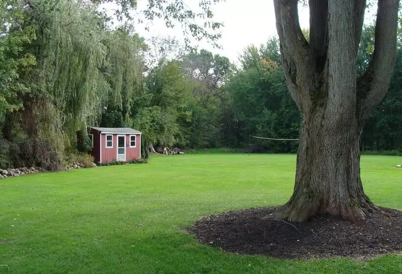 On Pointe Lakefront Resort