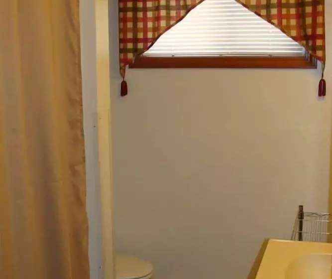 On Pointe Lakefront Resort