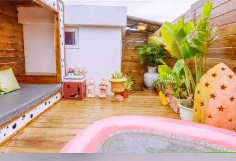 پانسیون Bali Castle B&b