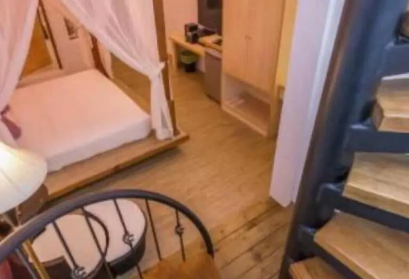 پانسیون Bali Castle B&b