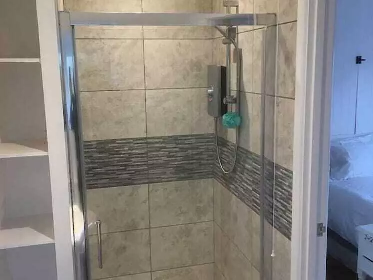 Majatalo Higher Trenear Farm B&b