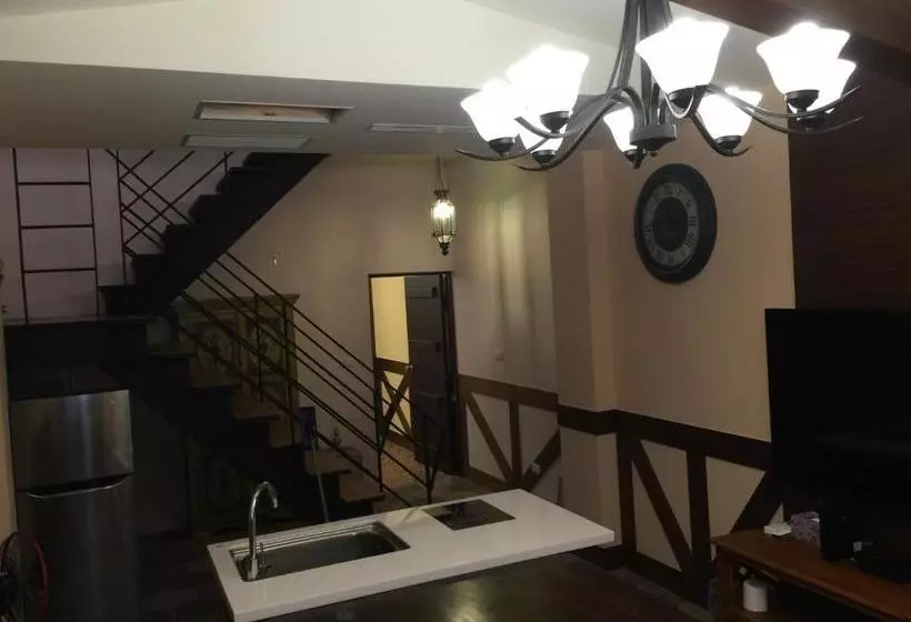 پانسیون Pretty Nanwan B&b