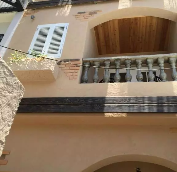 پانسیون Pretty Nanwan B&b