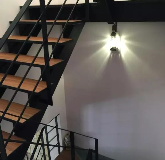 پانسیون Pretty Nanwan B&b