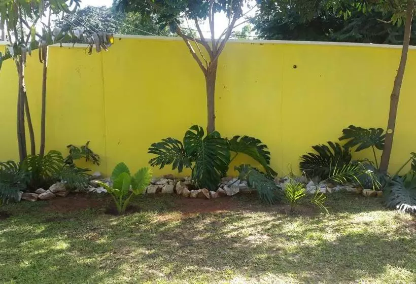 پانسیون Pumulani Lodge Livingstone
