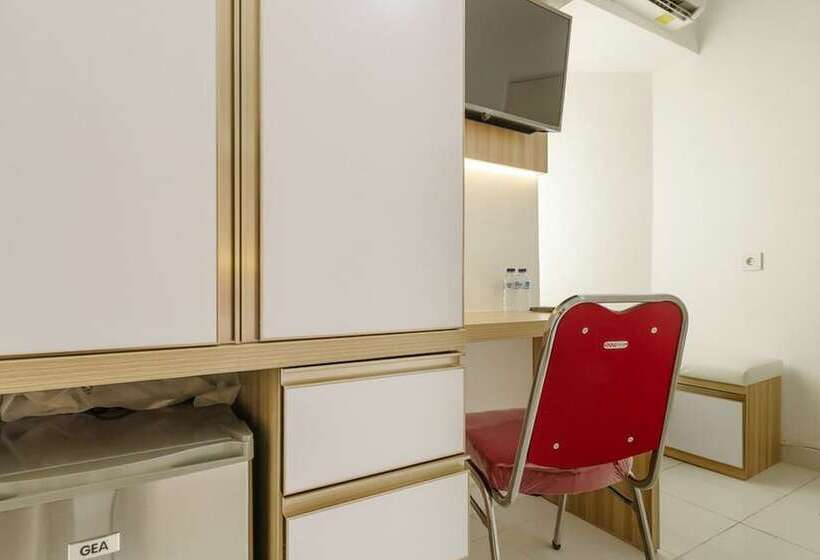 بنسيون Reddoorz Apartment @ Aeropolis Tangerang