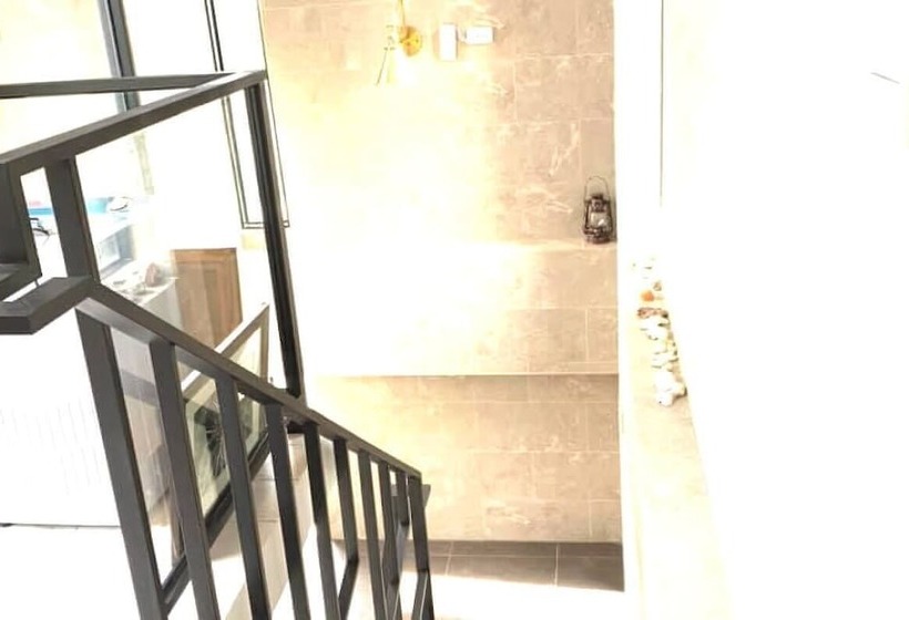 پانسیون Shili Cactus B&b