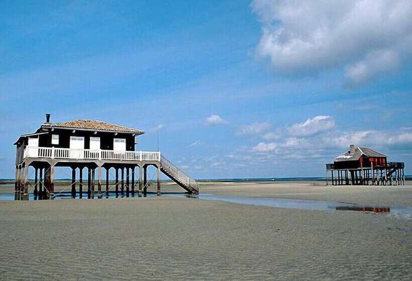 פנסיון Villa Tantely