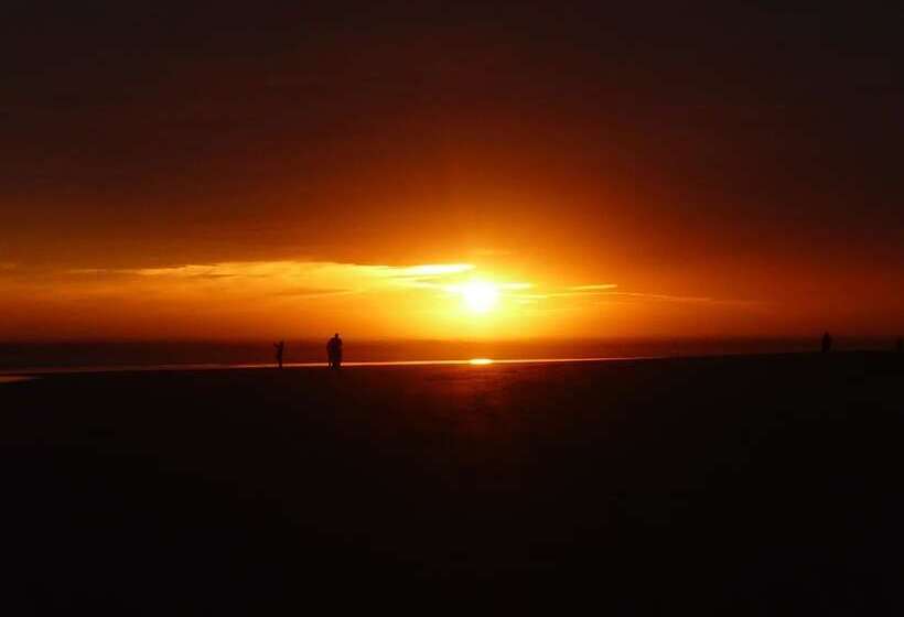 פנסיון Villa Tantely