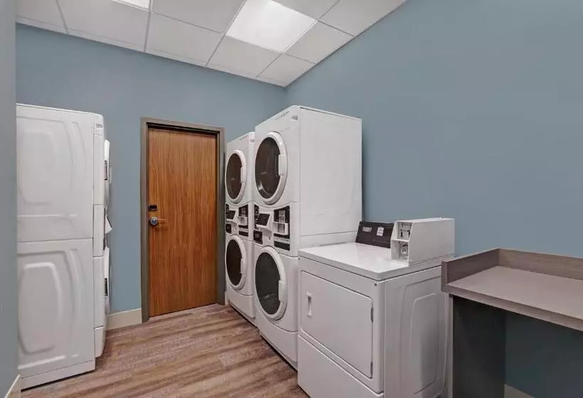 ホテル Holiday Inn Express   Kingston West, An Ihg