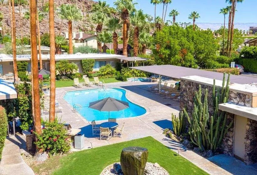 Desert Hills  21 And Over