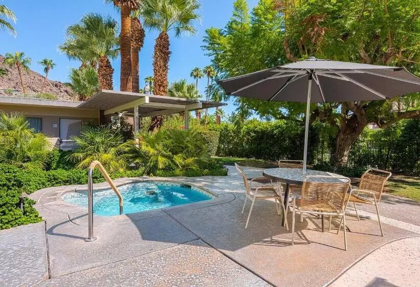 Desert Hills  21 And Over