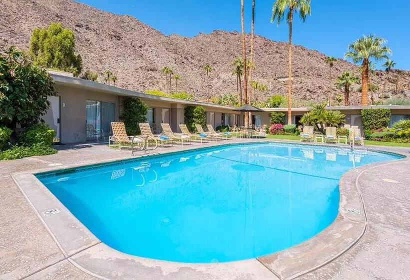 Desert Hills  21 And Over