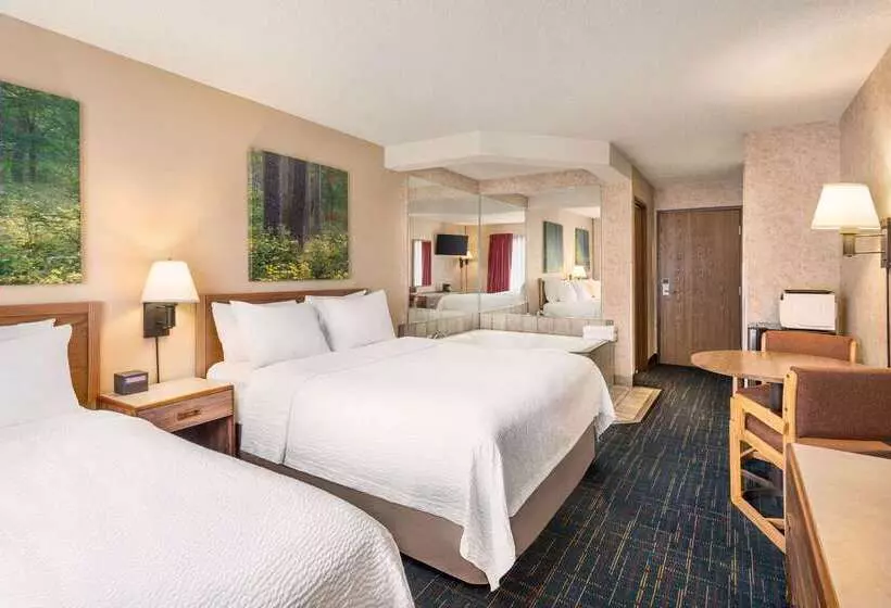 Отель Days Inn By Wyndham Hurley