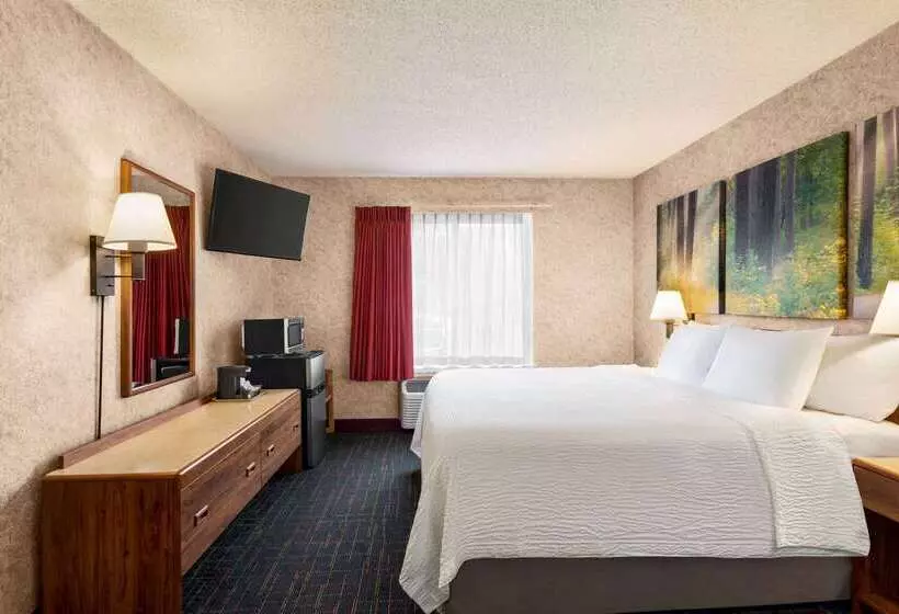 Отель Days Inn By Wyndham Hurley