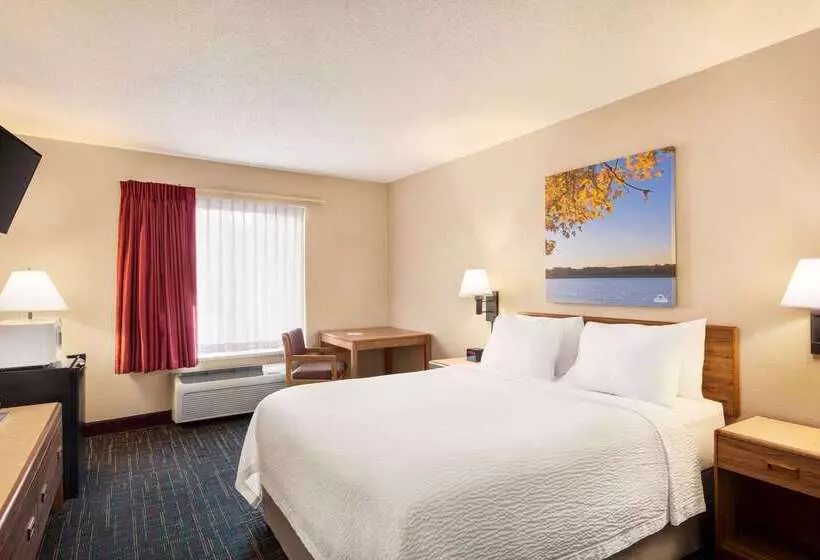 Отель Days Inn By Wyndham Hurley