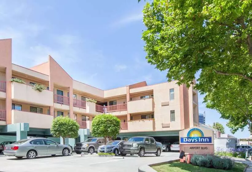 ホテル Days Inn By Wyndham San Francisco S/oyster Point Airport
