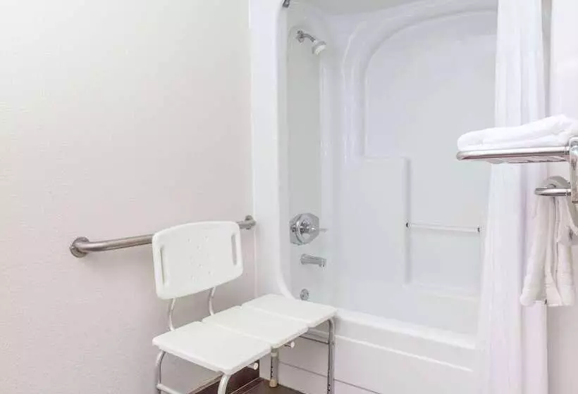 ホテル Days Inn By Wyndham San Francisco S/oyster Point Airport