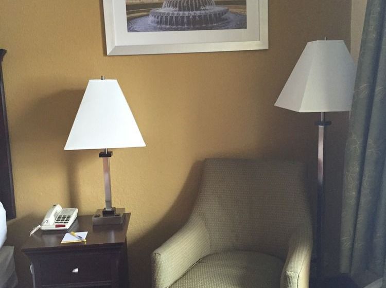 호텔 Days Inn By Wyndham Charleston Historic District