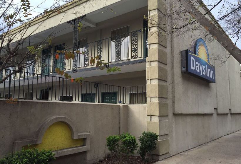 호텔 Days Inn By Wyndham Charleston Historic District