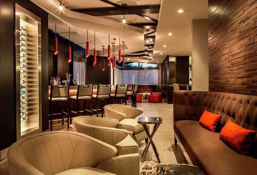 Doubletree By Hilton Hotel Largo/washington Dc