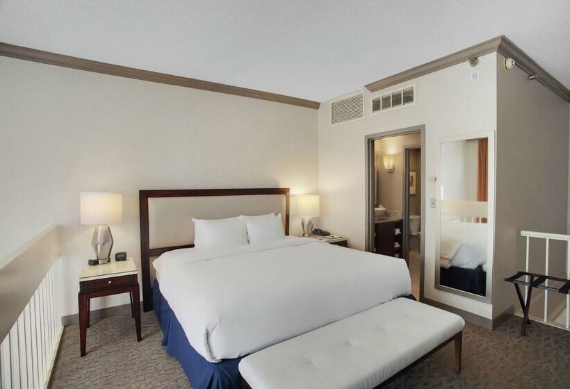 فندق Doubletree By Hilton Little Rock