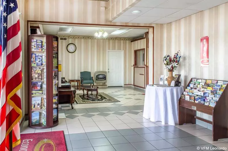 Отель Inn At York