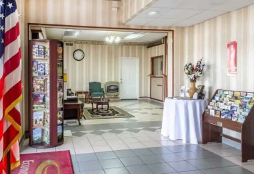 Отель Inn At York