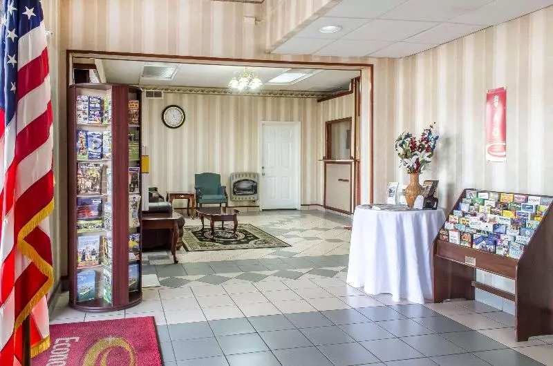 Отель Inn At York