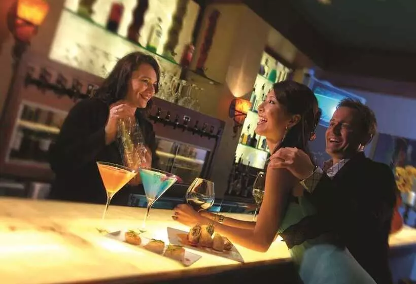 בית מלון כפרי Embassy Suites By Hilton Baltimore At Bwi Airport