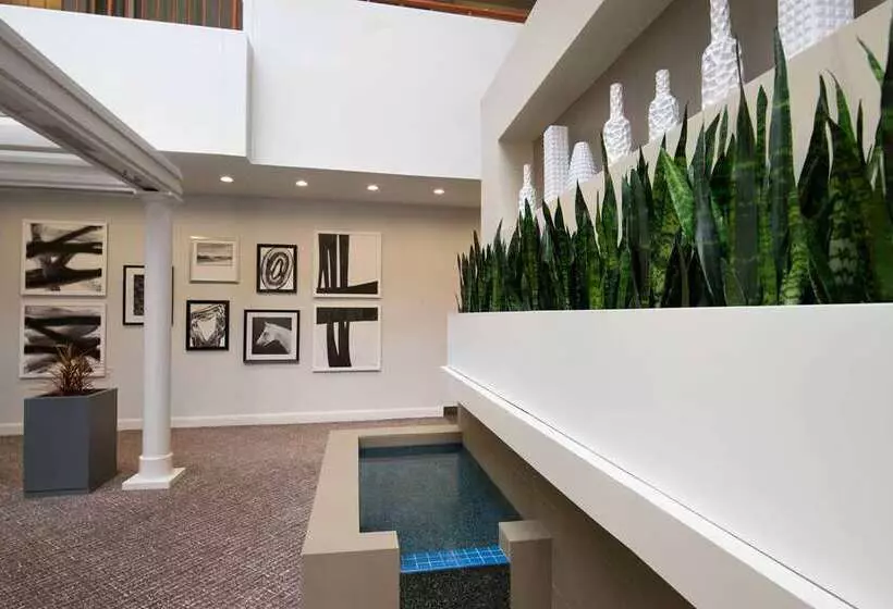 בית מלון כפרי Embassy Suites By Hilton Baltimore At Bwi Airport