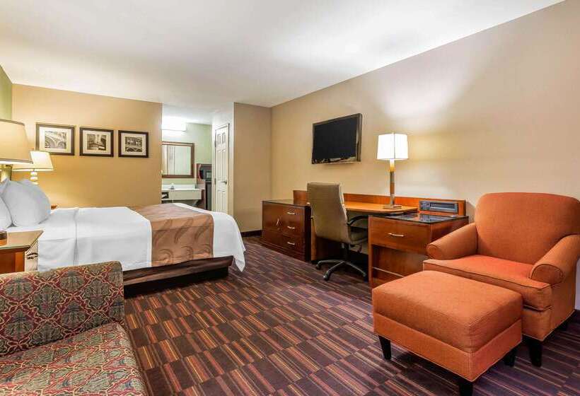 فندق Quality Inn & Suites Near Robins Air Force Base