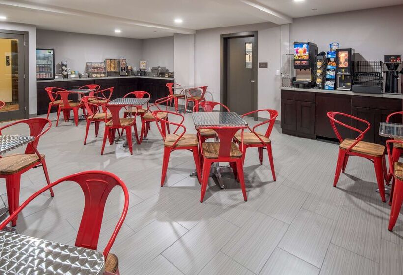 Hotel Red Lion Inn And Suites Everett