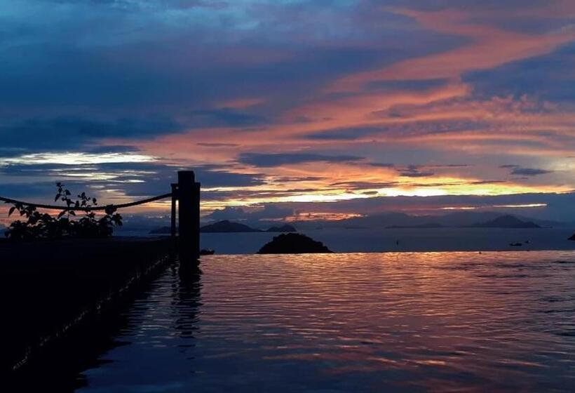 בית מלון כפרי Bayview Gardens