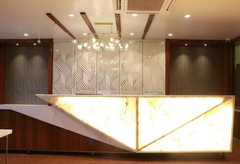 هاستل Yash Executive