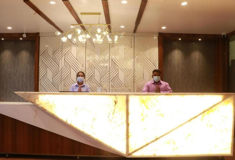 هاستل Yash Executive