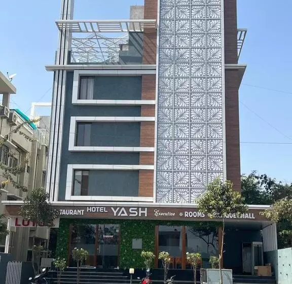 هاستل Yash Executive