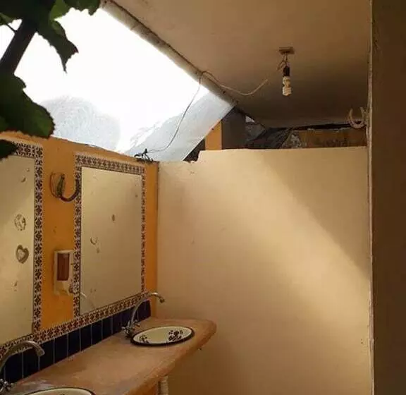 Majatalo Campamento Amigos Del Rio