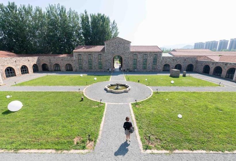 Tsingpu Beijing Badaling Retreat