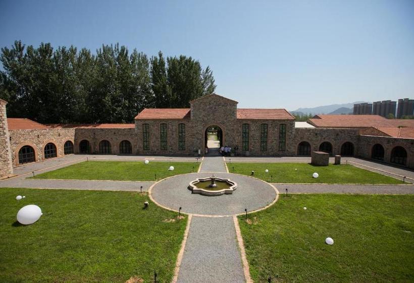 Tsingpu Beijing Badaling Retreat