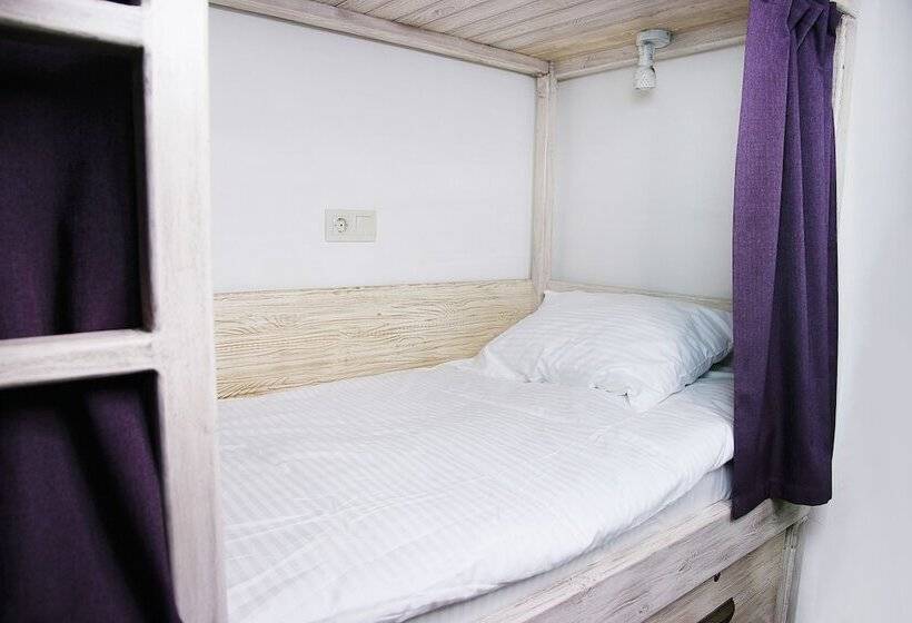 Bon Son Hotel & Hostel