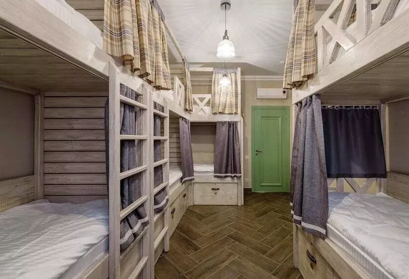 Bon Son Hotel & Hostel