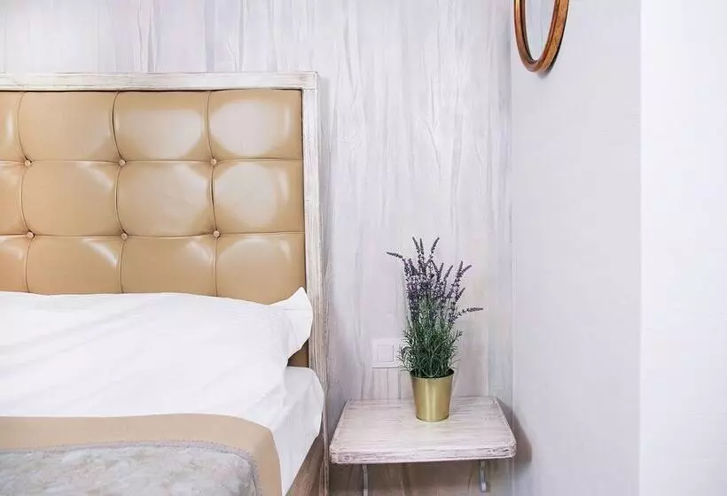 Bon Son Hotel & Hostel