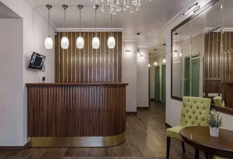 Bon Son Hotel & Hostel