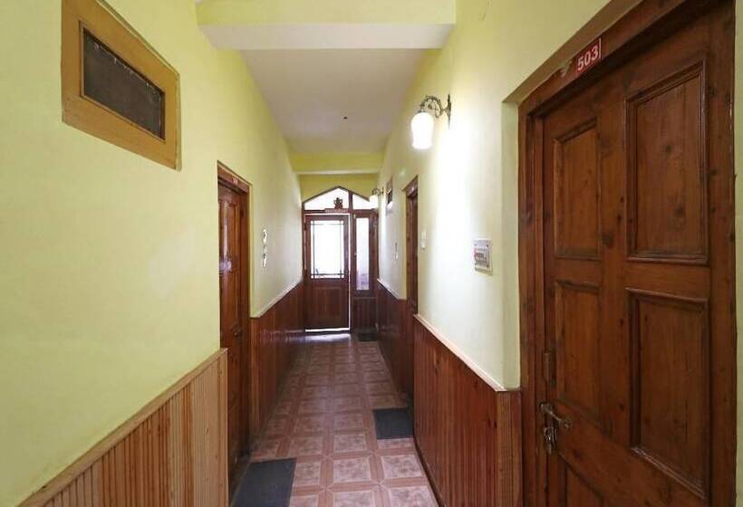 בית מלון כפרי Devlok International