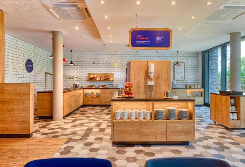 호텔 Holiday Inn Express Göttingen, An Ihg