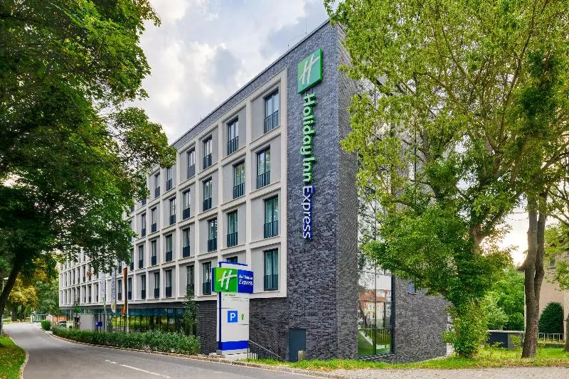 Hotelli Holiday Inn Express Göttingen, An Ihg